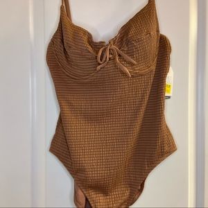 This is a cute and comfy Time and Tru one piece swim suit! Size L (12-14).